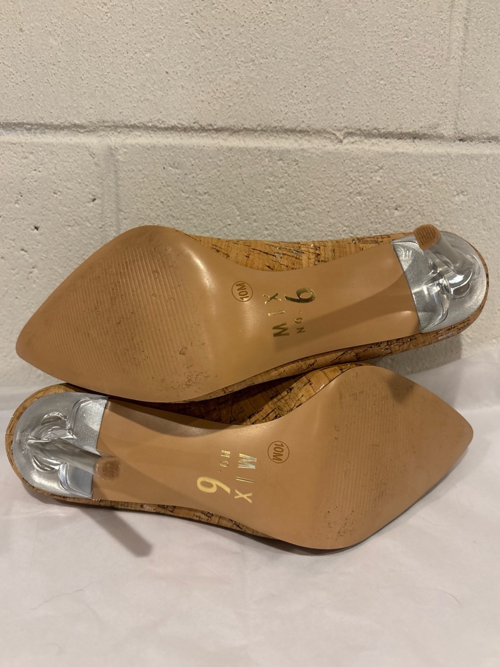 Mix No 6 Forest Cork Pumps Heels Clear Lucite Stilettos Silver Flecks 10M - Picture 9 of 10